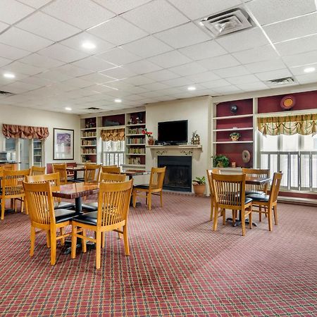 Econo Lodge - Perry National Fair Ground Area Esterno foto