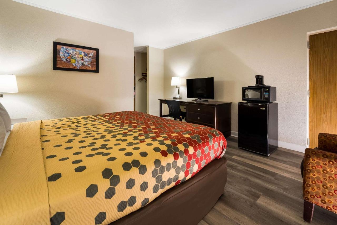 Econo Lodge - Perry National Fair Ground Area Esterno foto